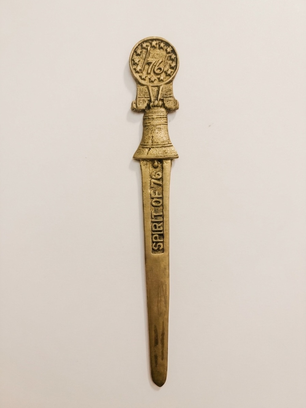 🔔 Vintage “Spirit of ’76” American Bicentennial Brass-tone letter opener